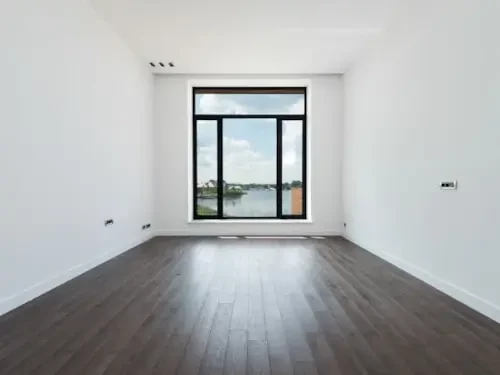 pose isolant, placo et peinture sur ce chantier Maison neuve à Allinges, près d'Annecy où Plac'home Précision a réaliser l'isolation, le placo et la peinture de toute le grand séjour